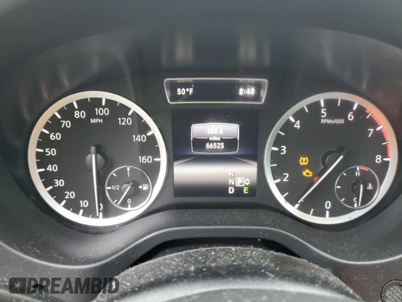 2018 Infiniti QX30 Luxury z VIN SJKCH5CP7JA042766, wystawiony jako Copart lot #57026685 z przebiegiem 66 525 mil mil oraz Szkoda całkowita • Salvage title. Historia ofert i sprzedaży dostępna na DreamBid. Obrazek 9.