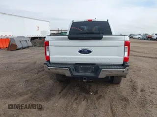 2018 Ford Super Duty F-250 SRW XL with VIN 1FT7W2BTXJEB32087, listed as a IAAI auction lot 41947573 with 188,909 mi miles. Bid and sale history available at carsss.com. Image 16.