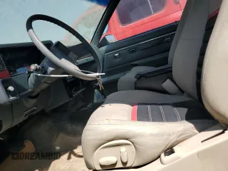 1986 Chevrolet El Camino z VIN 3GCCW80Z7GS913852, wystawiony jako Copart lot #63443454 z przebiegiem 40 235 mil mil oraz Szkody całkowita. Historia ofert i sprzedaży dostępna na DreamBid. Obrazek 7.