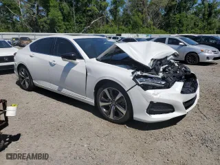 2024 Acura TLX w/Technology Package with VIN 19UUB5F47RA000752, listed as a Copart auction lot 52725735 with 11,224 mi miles and Salvage Title. Bid and sale history available at carsss.com. Image 4.