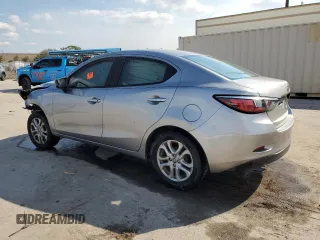 2016 Scion iA z VIN 3MYDLBZV6GY145323, wystawiony jako Copart lot #44430315 z przebiegiem 244 226 mil mil oraz Szkody całkowita. Historia ofert i sprzedaży dostępna na DreamBid. Obrazek 2.