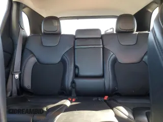 2019 Jeep Cherokee Latitude Plus z VIN 1C4PJLLN8KD222057, wystawiony jako Copart lot #48521785 z przebiegiem 89 817 mil mil oraz Nie do naprawy. Historia ofert i sprzedaży dostępna na DreamBid. Obrazek 10.