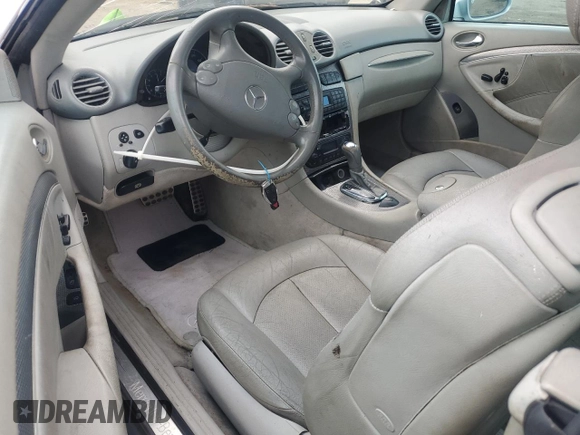 2004 Mercedes-Benz CLK 320 with VIN WDBTK65GX4T017827, listed as a Copart auction lot 71733924 with 139,585 mi miles and Salvage Title. Bid and sale history available at DreamBid. Image 8.