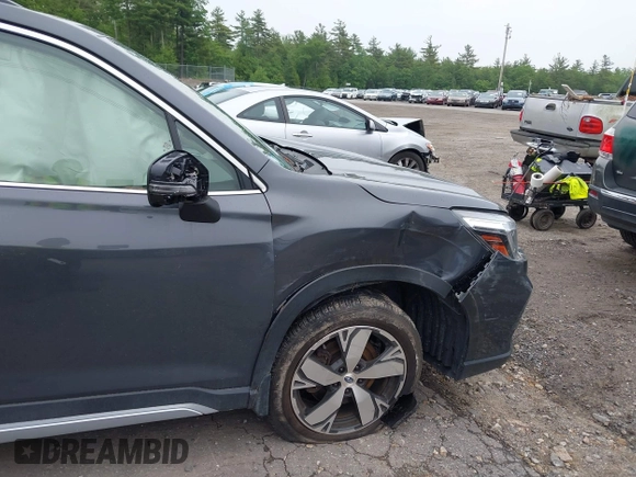 2021 Subaru Forester Touring z VIN JF2SKAXC8MH477969, wystawiony jako IAAI lot #42461540 z przebiegiem 29 143 mil mil oraz . Historia ofert i sprzedaży dostępna na DreamBid. Obrazek 6.