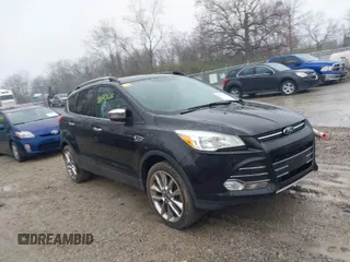 2014 Ford Escape SE z VIN 1FMCU9G94EUD64427, wystawiony jako IAAI lot #41965103 z przebiegiem 66 429 mil mil oraz . Historia ofert i sprzedaży dostępna na DreamBid. Obrazek 1.