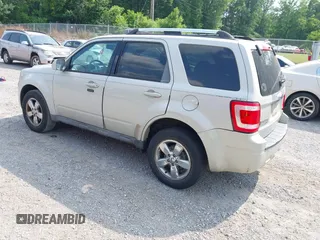 2009 Ford Escape Limited z VIN 1FMCU94729KB00689, wystawiony jako IAAI lot #42488311 z przebiegiem 271 726 mil mil oraz . Historia ofert i sprzedaży dostępna na DreamBid. Obrazek 3.