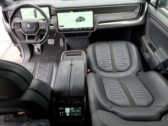 2022 Rivian R1T Launch Edition with VIN 7FCTGAAL7NN002288, listed as a Copart auction lot 43393815 with 46,927 mi miles and Salvage Title. Bid and sale history available at carsss.com. Image 8.