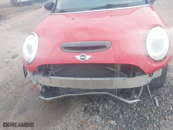 2015 MINI Cooper Hardtop S with VIN WMWXP7C52F2A60126, listed as a IAAI auction lot 41537299 with 72,576 mi miles. Bid and sale history available at carsss.com. Image 6.