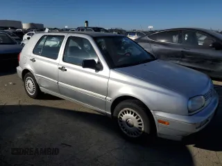 1998 Volkswagen Golf z VIN 3VWFA81H8WM251233, wystawiony jako Copart lot #42441795 z przebiegiem 122 969 mil mil oraz Czysty tytuł • Clean title. Historia ofert i sprzedaży dostępna na DreamBid. Obrazek 4.