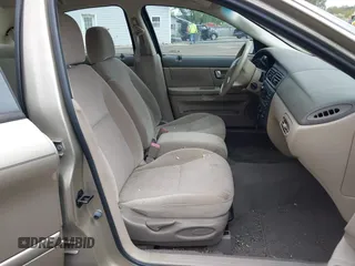 2000 Ford Taurus SE with VIN 1FAFP53UXYA128419, listed as a IAAI auction lot 42052508 with 90,219 mi miles and . Bid and sale history available at carsss.com. Image 5.