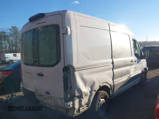 2019 Ford Transit with VIN 1FTYE1CM6KKA74930, listed as a IAAI auction lot 41020843 with 104,218 mi miles and . Bid and sale history available at DreamBid. Image 4.