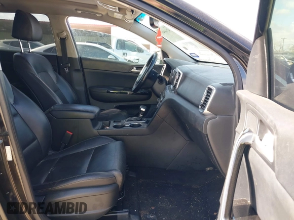 2018 Kia Sportage EX with VIN KNDPN3AC7J7373183, listed as a IAAI auction lot 41169417 with 174,423 mi miles and . Bid and sale history available at DreamBid. Image 5.