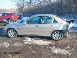 2005 Mercedes-Benz C 240 with VIN WDBRF81J85F673746, listed as a IAAI auction lot 41426506 with 141,346 mi miles and . Bid and sale history available at DreamBid. Image 15.