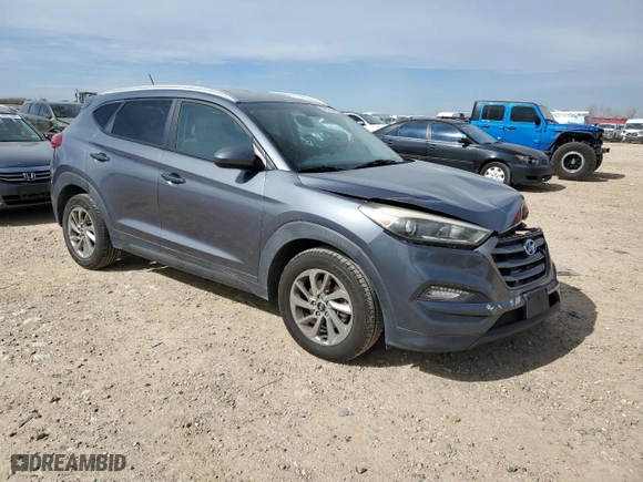 2016 Hyundai Tucson SE with VIN KM8J33A40GU026711, listed as a Copart auction lot 88578365 with 180,730 mi miles and Salvage Title. Bid and sale history available at carsss.com. Image 4.