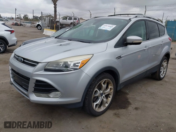 2013 Ford Escape Titanium с VIN 1FMCU9J91DUA13353, выставлен на аукционе IAAI как лот 42074045 с пробегом 108 452 миль миль и . История ставок и продаж доступна на DreamBid. Изображение 2.