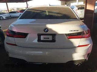 2021 BMW 3 Series 330i with VIN 3MW5R1J01M8B72403, listed as a IAAI auction lot 41583430 with 51,399 mi miles. Bid and sale history available at carsss.com. Image 16.