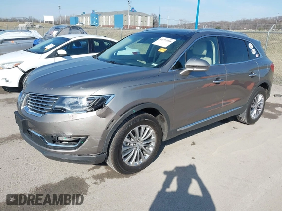 2017 Lincoln MKX Select with VIN 2LMPJ6KR1HBL41279, listed as a IAAI auction lot 41771085 with 37,068 mi miles. Bid and sale history available at carsss.com. Image 17.