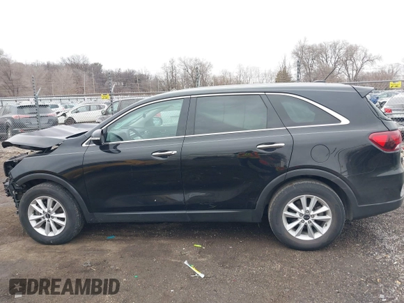 2019 Kia Sorento LX with VIN 5XYPG4A35KG491026, listed as a IAAI auction lot 41453463 with 129,709 mi miles. Bid and sale history available at carsss.com. Image 14.