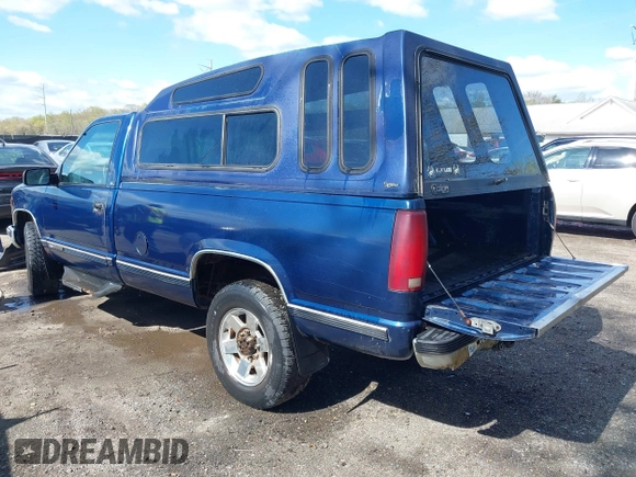 1996 GMC Sierra 1500 with VIN 1GTGC24F7TZ541482, listed as a IAAI auction lot 41968945 with 195,351 mi miles and . Bid and sale history available at DreamBid. Image 3.