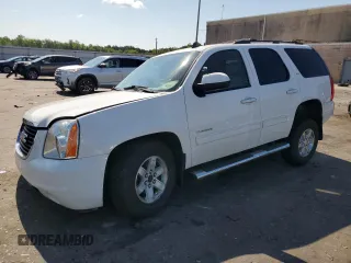 2013 GMC Yukon SLT with VIN 1GKS2CE01DR353981, listed as a Copart auction lot 67356704 with 113,046 mi miles and Salvage Title. Bid and sale history available at carsss.com. Image 1.