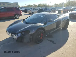 2015 McLaren 650S z VIN SBM11DAA5FW003652, wystawiony jako Copart lot #79296194 z przebiegiem Nie podano mil oraz Szkody całkowita. Historia ofert i sprzedaży dostępna na DreamBid. Obrazek 1.