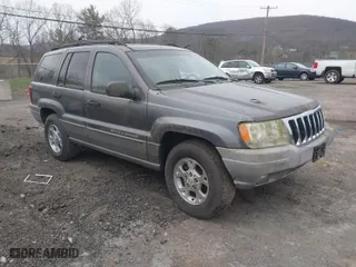 2002 Jeep Grand Cherokee Laredo with VIN 1J4GW48N62C194372, listed as a IAAI auction lot 42007468 with 172,792 mi miles. Bid and sale history available at carsss.com. Image 1.