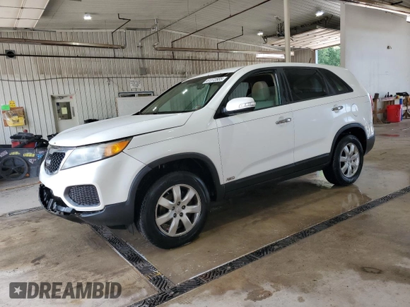 2011 Kia Sorento LX with VIN 5XYKTCA19BG012685, listed as a Copart auction lot 61372885 with 148,857 mi miles and Salvage title. Bid and sale history available at DreamBid. Image 1.