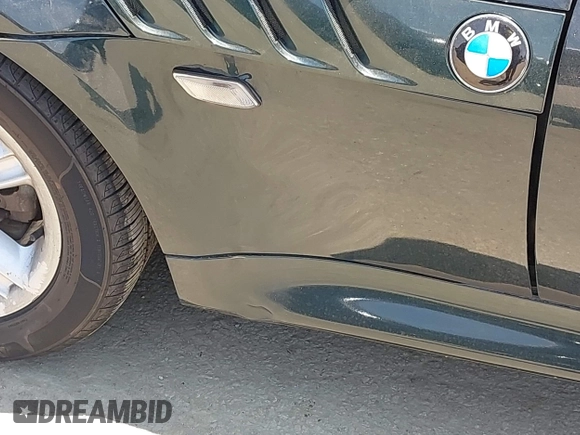 2001 BMW Z3 2.5 z VIN WBACN33491LK45326, wystawiony jako IAAI lot #42486182 z przebiegiem 142 530 mil mil oraz . Historia ofert i sprzedaży dostępna na DreamBid. Obrazek 14.