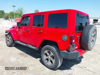2018 Jeep Wrangler Unlimited Sahara z VIN 1C4HJWEG6JL893798, wystawiony jako IAAI lot #42299351 z przebiegiem Nie podano mil oraz . Historia ofert i sprzedaży dostępna na DreamBid. Obrazek 3.