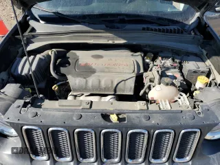 2018 Jeep Renegade Latitude with VIN ZACCJABB5JPH83987, listed as a Copart auction lot 44417805 with 93,472 mi miles and Salvage Title. Bid and sale history available at carsss.com. Image 11.