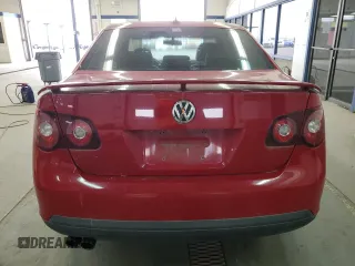 2008 Volkswagen Jetta SE z VIN 3VWRM71K58M033487, wystawiony jako Copart lot #57021855 z przebiegiem 187 167 mil mil oraz Czysty tytuł • Clean title. Historia ofert i sprzedaży dostępna na DreamBid. Obrazek 6.