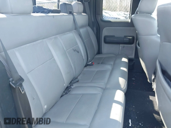 2006 Ford F-150 XLT with VIN 1FTPX14536NA73347, listed as a IAAI auction lot 41762853 with 125,952 mi miles. Bid and sale history available at carsss.com. Image 8.