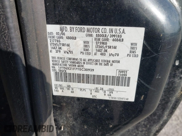 2000 Ford F-250 XL with VIN 1FTNX21F7YEC30939, listed as a IAAI auction lot 41495195 with 251,123 mi miles and . Bid and sale history available at DreamBid. Image 9.