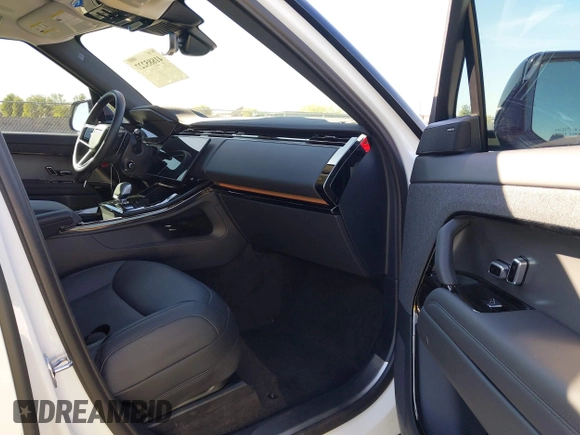 2024 Land Rover Range Rover Sport SE z VIN SAL1P9EU7RA414229, wystawiony jako IAAI lot #41885227 z przebiegiem 2 127 mil mil oraz . Historia ofert i sprzedaży dostępna na DreamBid. Obrazek 5.