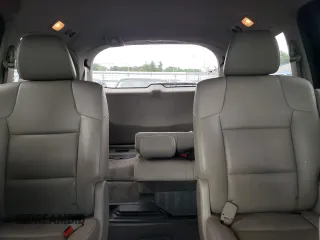 2015 Honda Odyssey Touring Elite with VIN 5FNRL5H98FB033336, listed as a Copart auction lot 57092355 with 186,046 mi miles and Salvage title. Bid and sale history available at DreamBid. Image 10.