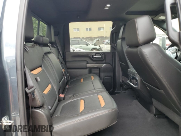 2020 GMC Sierra 2500HD AT4 z VIN 1GT19PEY0LF220676, wystawiony jako Copart lot #51109305 z przebiegiem 45 872 mil mil oraz Szkoda całkowita • Salvage title. Historia ofert i sprzedaży dostępna na DreamBid. Obrazek 10.