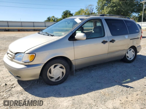 2003 Toyota Sienna LE with VIN 4T3ZF13C83U511540, listed as a Copart auction lot 70905154 with 327,206 mi miles and Salvage Title. Bid and sale history available at carsss.com. Image 1.