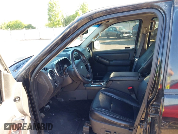 2008 Ford Explorer Limited with VIN 1FMEU75898UB18405, listed as a IAAI auction lot 42734194 with 201,232 mi miles and . Bid and sale history available at DreamBid. Image 5.