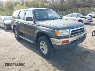 1998 Toyota 4Runner SR5 with VIN JT3HN86R2W0155266, listed as a IAAI auction lot 42111027 with 215,979 mi miles and . Bid and sale history available at DreamBid. Image 1.