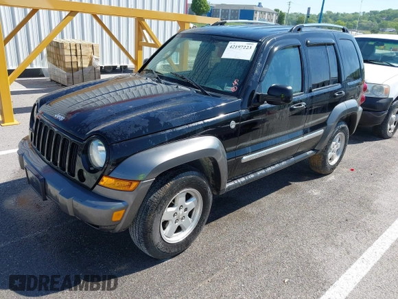 2006 Jeep Liberty Sport z VIN 1J4GL48K66W148415, wystawiony jako IAAI lot #42197223 z przebiegiem Nie podano mil oraz . Historia ofert i sprzedaży dostępna na DreamBid. Obrazek 2.