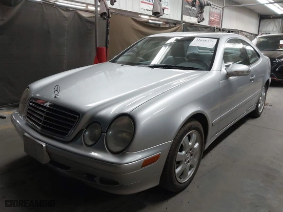 2001 Mercedes-Benz CLK-Class with VIN WDBLJ65GX1T091389, listed as a IAAI auction lot 42058375 with 215,750 mi miles. Bid and sale history available at carsss.com. Image 2.
