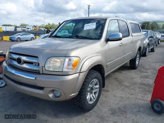 2005 Toyota Tundra SR5 with VIN 5TBDT44185S498559, listed as a IAAI auction lot 41947314 with 226,527 mi miles. Bid and sale history available at carsss.com. Image 17.