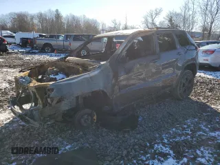 2017 Jeep Grand Cherokee Laredo with VIN 1C4RJFAGXHC849338, listed as a Copart auction lot 41702475 with 0 mi miles and Salvage Title. Bid and sale history available at carsss.com. Image 1.