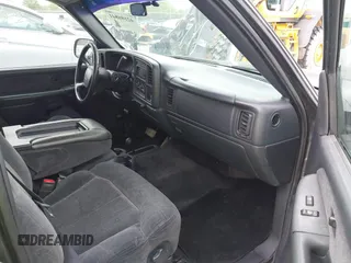 2001 Chevrolet Silverado 1500 LS with VIN 1GCEK19V21Z229300, listed as a IAAI auction lot 42180841 with 282,099 mi miles. Bid and sale history available at carsss.com. Image 5.