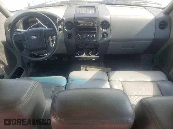 2006 Ford F-150 XL with VIN 1FTVX12546NB34957, listed as a Copart auction lot 76332404 with 238,778 mi miles and Clean title. Bid and sale history available at DreamBid. Image 8.