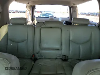 2003 Chevrolet Suburban Z71 with VIN 3GNFK16Z83G180173, listed as a Copart auction lot 70469314 with 189,409 mi miles and Salvage Title. Bid and sale history available at carsss.com. Image 10.