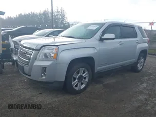 2010 GMC Terrain SLE-1 z VIN 2CTALBEW6A6326399, wystawiony jako IAAI lot #41819604 z przebiegiem 260 595 mil mil oraz . Historia ofert i sprzedaży dostępna na DreamBid. Obrazek 2.