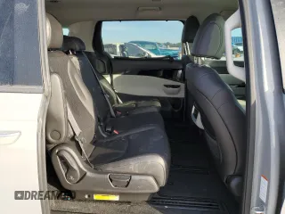 2022 Kia Carnival EX with VIN KNDNC5H38N6147034, listed as a Copart auction lot 86811174 with 22,580 mi miles and Salvage Title. Bid and sale history available at carsss.com. Image 11.