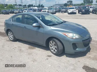 2013 Mazda 3 i Sport с VIN JM1BL1U77D1719095, выставлен на аукционе IAAI как лот 42611139 с пробегом 121 578 миль миль и . История ставок и продаж доступна на DreamBid. Изображение 1.