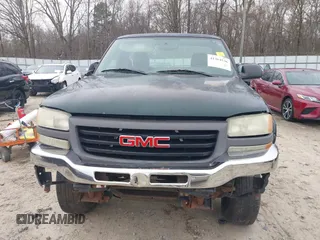 2004 GMC Sierra 1500 Work Truck z VIN 1GTEK14X24Z336389, wystawiony jako IAAI lot #41364536 z przebiegiem 256 450 mil mil oraz . Historia ofert i sprzedaży dostępna na DreamBid. Obrazek 12.